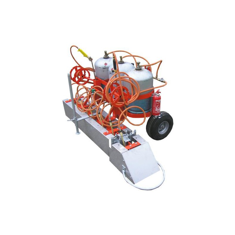 Desherbeur thermique sur tracteur 